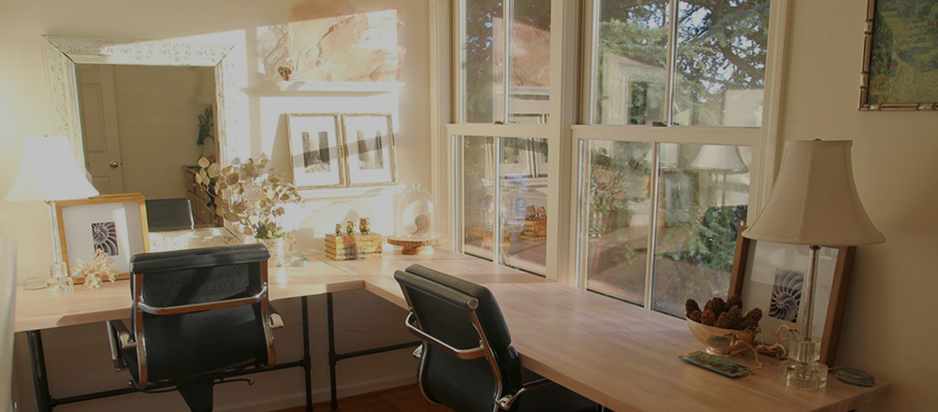 SANG TRỌNG VÀ CHUYÊN NGHIỆP